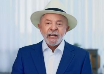 Lula Classifica Vínculos Entre Flávio Bolsonaro e Banqueiro Preso Como ‘Caso de Polícia’