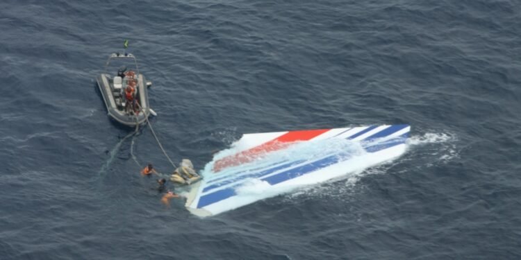 ‘A luta nunca vai acabar’, diz irmão de brasileiro morto no voo Rio-Paris após notícias da Air France e Airbus