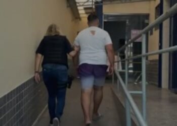 Homem está preso por suspeita de violência doméstica contra uma companheira em Volta Redonda