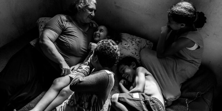 World Press Photo: mostra no Rio encontros o melhor do fotojornalismo mundial de 2025; veja imagens World Press Photo: mostra no Rio encontros o melhor do fotojornalismo mundial de 2025; veja imagens