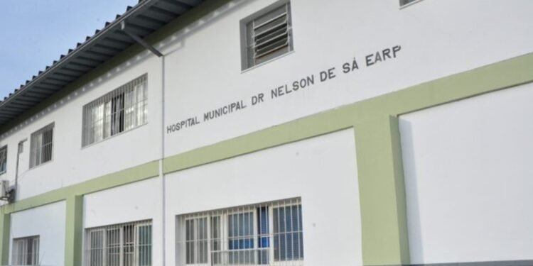 Defensoria processa Prefeitura de Petrópolis por falhas em elevador de hospital
