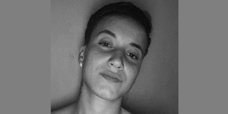 Mulher suspeita de matar companheira a facadas tem prisão temporária decretada em Cabo Frio Mulher suspeita de matar companheira a facadas tem prisão temporária decretada em Cabo Frio