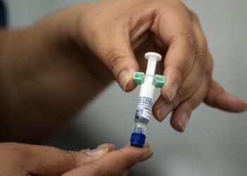 Vacina Pneumo 20 começa a ser aplicada em Volta Redonda