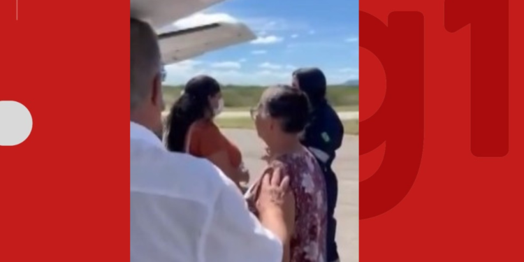 Criança de 2 anos se engasga com amendoim e morre antes de ser distribuída em UTI aérea na Bahia