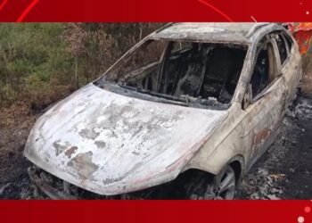 Homem é encontrado carbonizado dentro de carro na cidade da Bahia