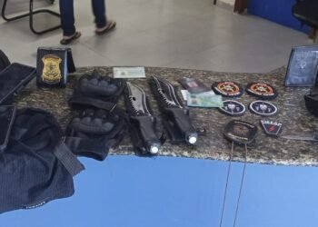 Homem é detido usando farda semelhante ao Bope e portando identificações falsas em Angra dos Reis