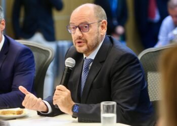 Governador do RJ diz que espera recuperar R$ 1,4 bilhão de aplicações do RioPrevidência no Master