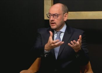 Ricardo Couto anuncia meta para zerar déficit e influência crítica de deputados sobre secretarias