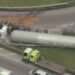 Carreta tomba em Washington Luís e fecha acesso ao Arco Metropolitano em Duque de Caxias Carreta tomba em Washington Luís e fecha acesso ao Arco Metropolitano em Duque de Caxias