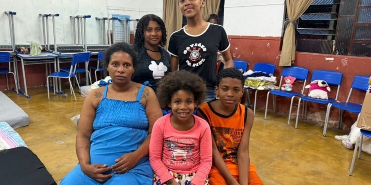 Superação em Juiz de Fora: Mãe e Filha Reconstroem Vidas Após Chuvas e Nascimentos