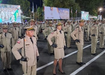 Entenda as novas regras de promoção para policiais e bombeiros militares na Bahia