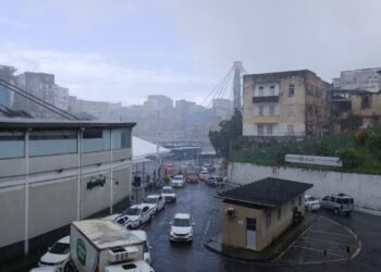 Salvador registra ameaças de desabamento e penetração por causa de forte chuva; confira a previsão do tempo