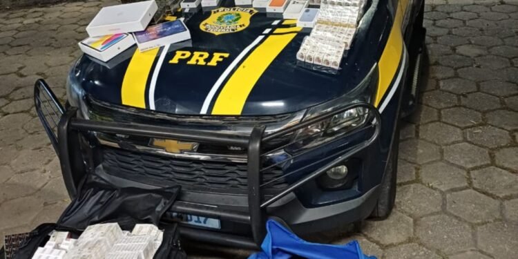 Homem é preso com carga milionária de remédios e eletrônicos contrabandeados na Via Dutra, em Piraí