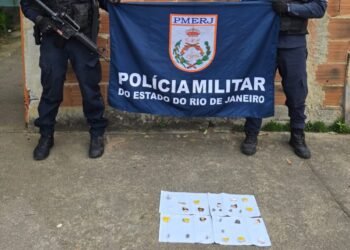 Polícia prende jovem forgido com drogas após tentativa de fuga em Paraíba do Sul