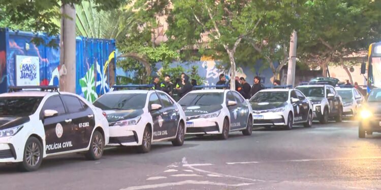 Operação mira quadrilhas de roubo em Madureira e comunidades da Zona Norte do Rio Operação mira quadrilhas de roubo em Madureira e comunidades da Zona Norte do Rio