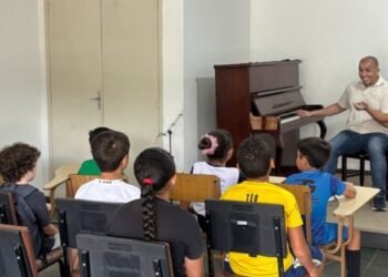 Escola abre inscrições para cursos gratuitos de música em Teresópolis