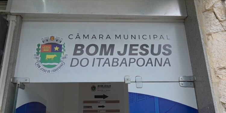 Cinco agentes políticos são condenados em Bom Jesus Cinco agentes políticos são condenados em Bom Jesus