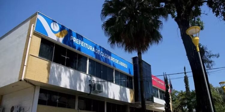 MPRJ bloqueia até R$ 270 milhões por suspeita de fraude em Casimiro MPRJ bloqueia até R$ 270 milhões por suspeita de fraude em Casimiro