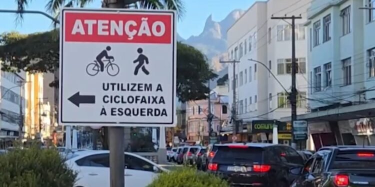 Ciclofaixa em mão dupla gera críticas em Teresópolis