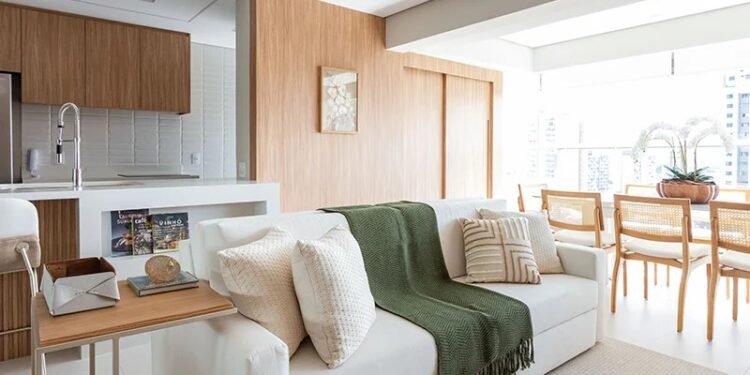 Tons claros seguem entre os preferidos para ampliar ambientes Tons claros seguem entre os preferidos para ampliar ambientes