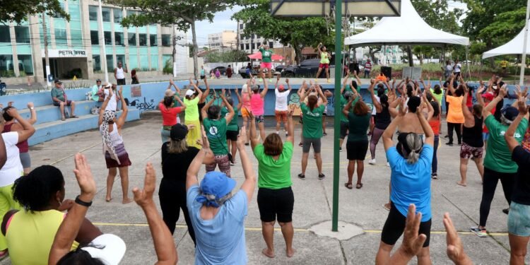 Macaé promove bem-estar com o Programa Cidade da Melhor Idade Macaé promove bem-estar com o Programa Cidade da Melhor Idade