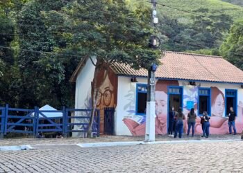 Biblioteca pública recebe novas edições do projeto “Manhãs com Henriqueta”