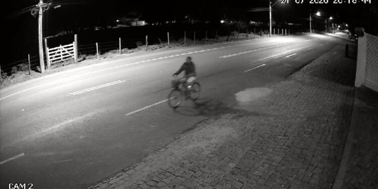 Polícia identifica suspeito de roubo e recupera celular da vítima em Miracema Polícia identifica suspeito de roubo e recupera celular da vítima em Miracema