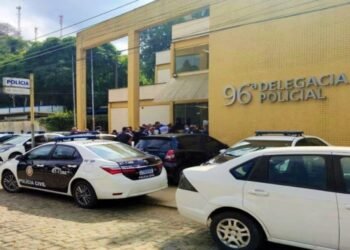 Homem com mandado de prisão em aberto por tráfico de drogas é preso em Miguel Pereira