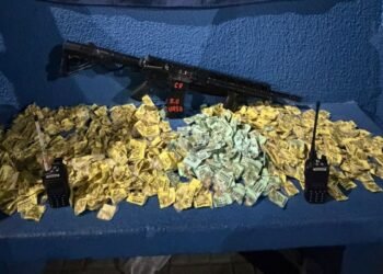 Morro do Urubu: Operação da PM tem três baleados e apreensão de fuzil