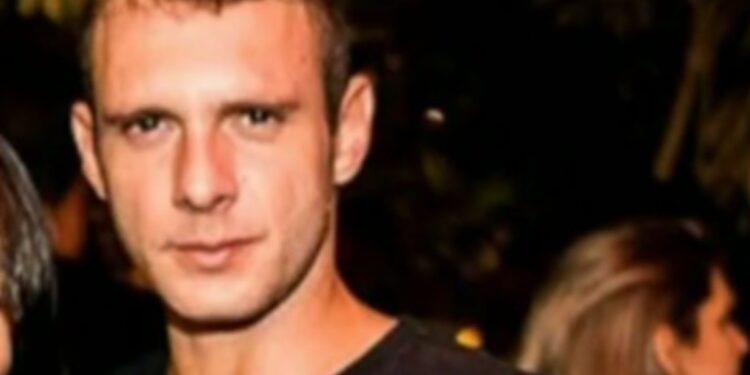 Justiça faz júri de filho réu por espancar a mãe até a morte