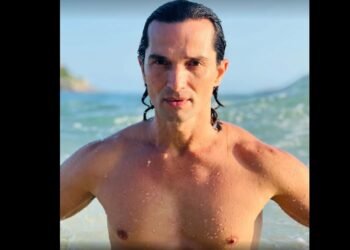 ‘Tudo que esperei há 3 anos’, diz a mãe do ator Jeff Machado sobre o julgamento dos réus, marcado para quarta