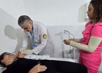Mutirão na Clínica da Mulher treina planejamento reprodutivo em Macaé