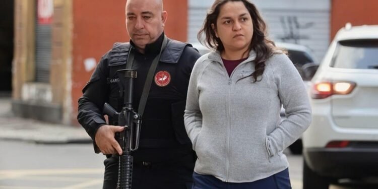 ‘Mulher da mala’ é presa em investigação de desvio milionário