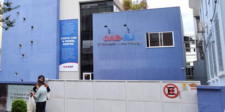 OABRJ lança cartilha para alertar a população sobre golpe do falso advogado, crime que cresce em todo o país OABRJ lança cartilha para alertar a população sobre golpe do falso advogado, crime que cresce em todo o país