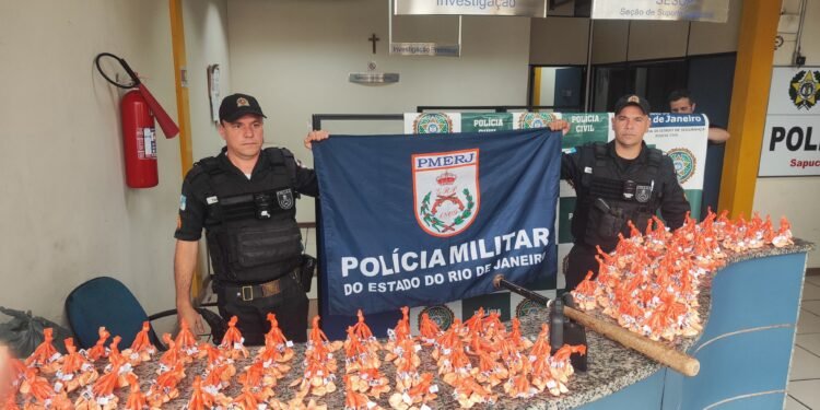 Dupla é presa com cerca de 1 kg de cocaína durante ação em Sapucaia