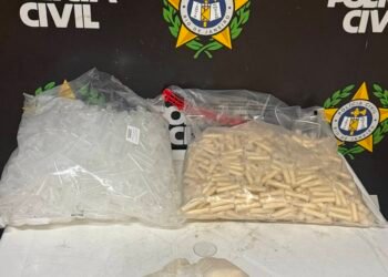 Homem é preso após tentar fugir e se jogar no Rio Paraíba do Sul durante ação policial, em Barra Mansa