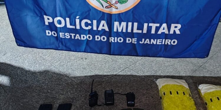 Troca de tiros em Resende termina com granada apreendida Troca de tiros em Resende termina com granada apreendida