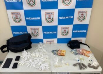 Suspeito é detido com drogas durante ação da PM em Volta Redonda