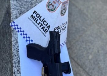 Homem está preso com arma de fogo em Três Rios