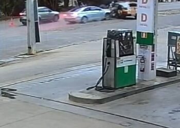 Motociclista Atingido por Motorista Embriagado Vai Parar no Teto de Viatura em Blitz na BR-356