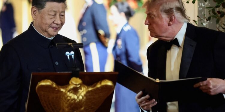 China e EUA concordam com corte de tarifas de R$ 156 bilhões, diz Pequim China e EUA concordam com corte de tarifas de R$ 156 bilhões, diz Pequim