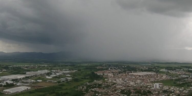 Semana tem alertas de tempestade do Inmet para o Vale do Paraíba e região; veja previsão para próximos dias Semana tem alertas de tempestade do Inmet para o Vale do Paraíba e região; veja previsão para próximos dias