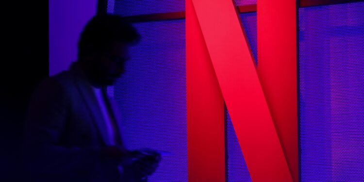 Netflix reajusta preços dos planos no Brasil; premium chega a R$ 71,90