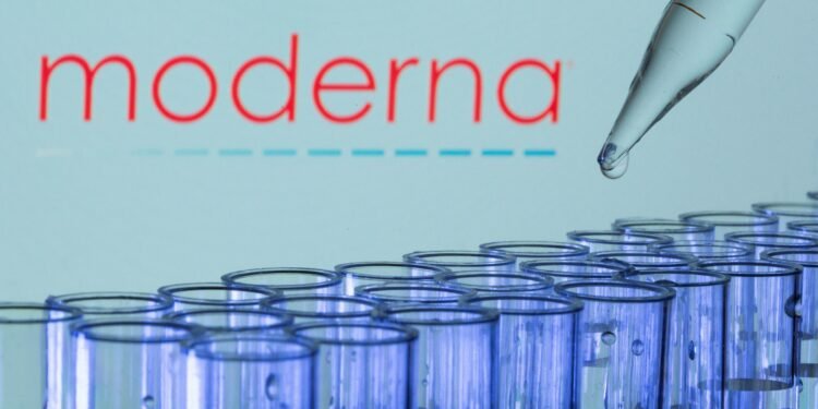 Vacina de mRNA contra câncer reduz em 42% risco de morte ou volta do melanoma