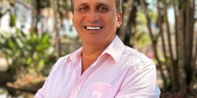 Prefeito de Rio Preto é denunciado por não entregar documentos em investigação sobre contratação de monitores escolares