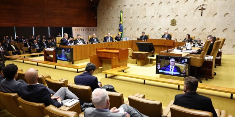 Foco de desgastes para Lula na eleição, STF deve voltar aos holofotes da campanha