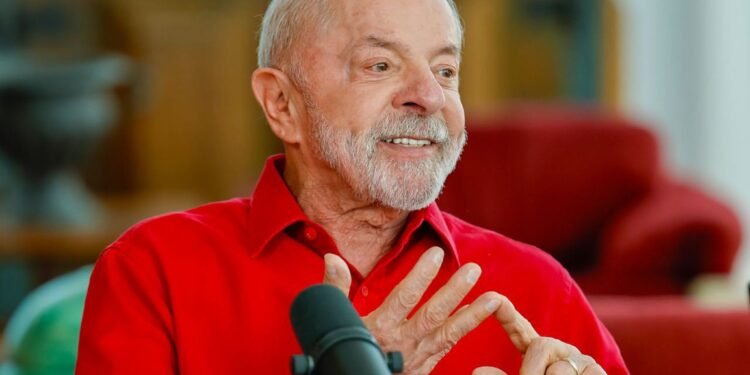 Lula comemora aprovação da PEC do fim da escala 6×1: ‘vitória dos trabalhadores’ Lula comemora aprovação da PEC do fim da escala 6×1: ‘vitória dos trabalhadores’