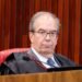 Ministro do TSE nega pedido para impedir atos de artistas apoiadores de Lula Ministro do TSE nega pedido para impedir atos de artistas apoiadores de Lula