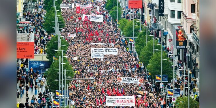 Explosão de protestos na Espanha escancara efeitos da profunda crise habitacional das metrópoles