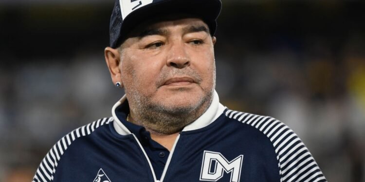 Os pedidos do psicólogo e psiquiatra em julgamento da morte de Maradona